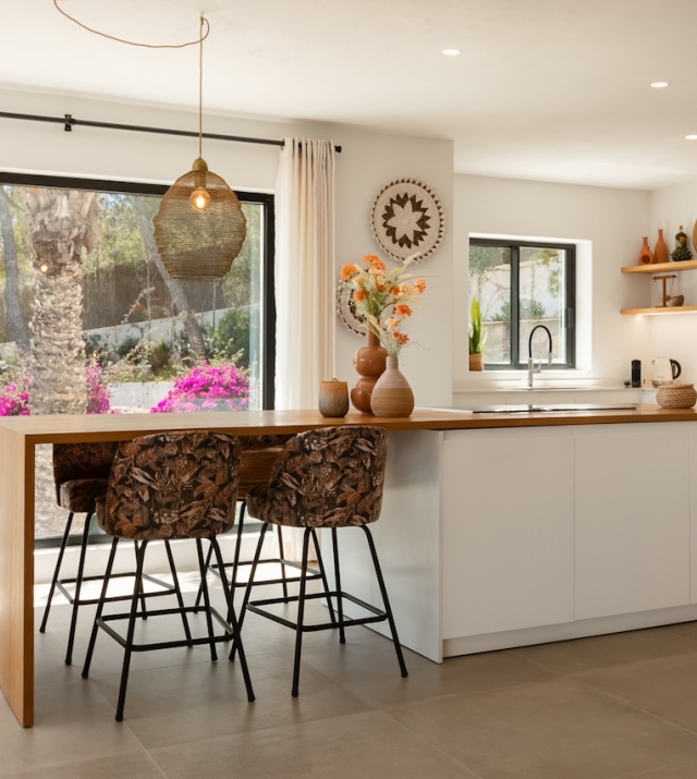 Resa Estates Ibiza for sale villa sea views koop kitchen 2.jpg